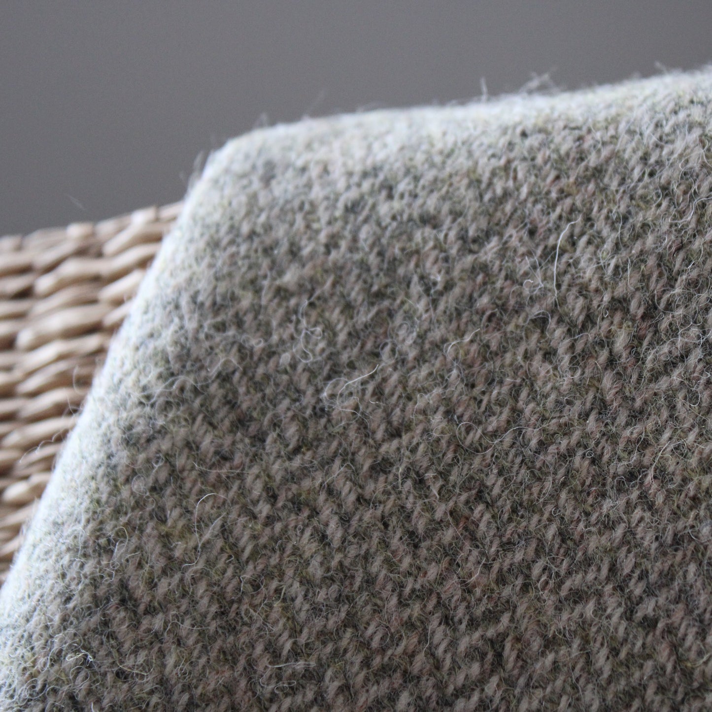 Harris Tweed ~ Lichen Green ~ #74