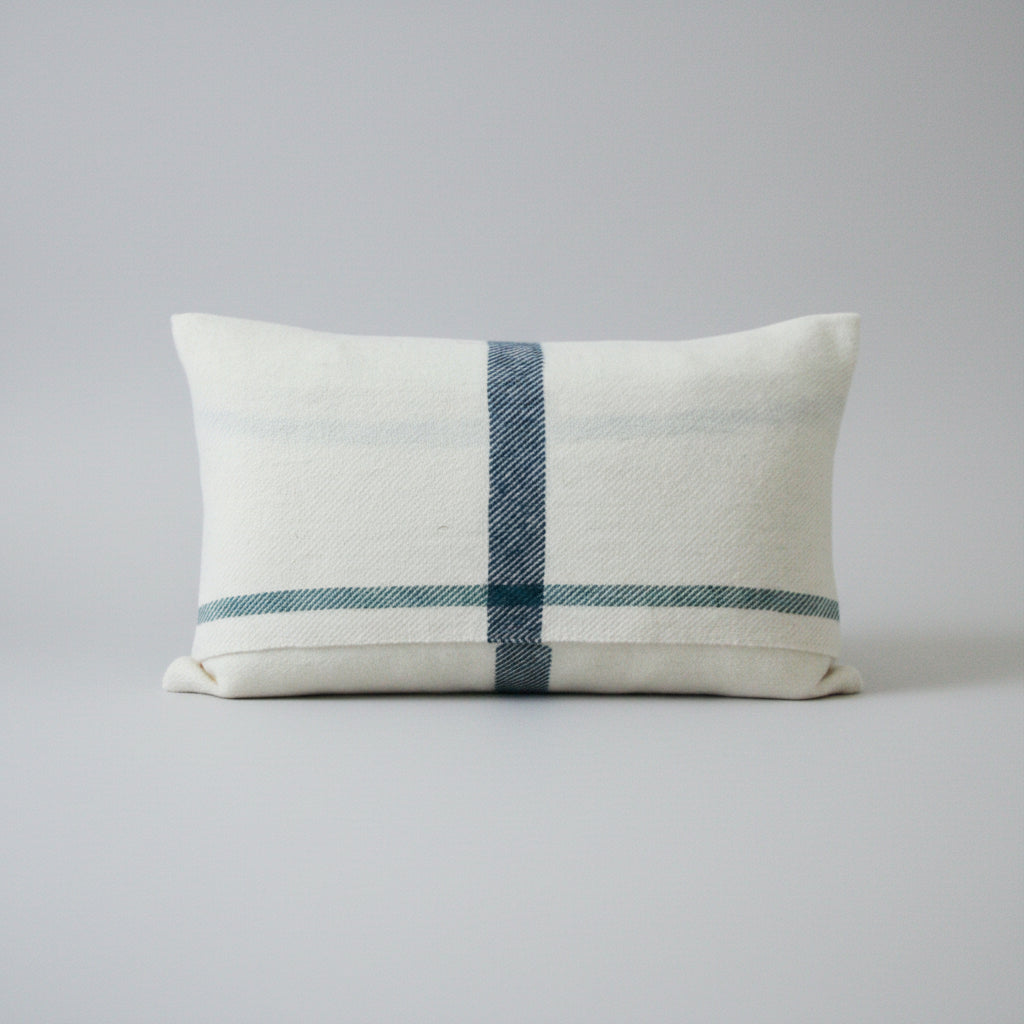 BRITISH BREED Cushion - Cream & Navy Centre Check